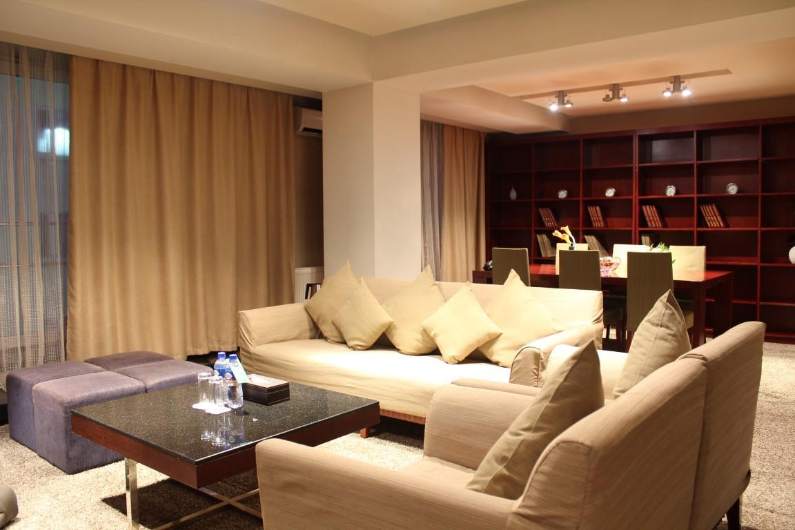 The Corporate Hotel Ulaanbaatar Exterior photo